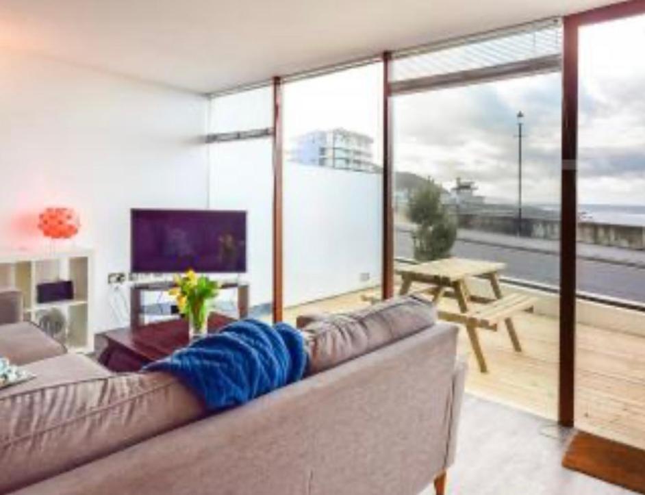Westward Ho! Beachfront Luxury For 2 Εξωτερικό φωτογραφία